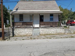 1012 E 7th St, Alton, IL 62002