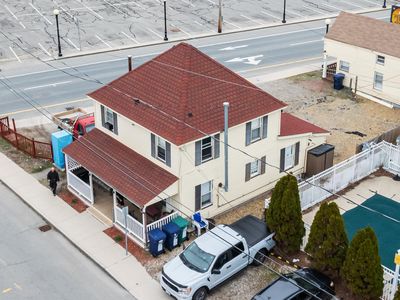 26 B Street, Hampton, NH, 03842
