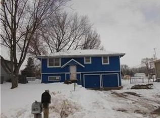 21470 W 180th St, Olathe, KS 66062