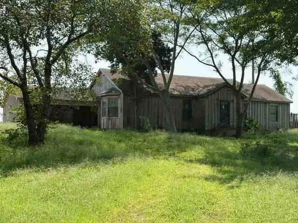 213 Highway 131 E, Brickeys, AR 72320