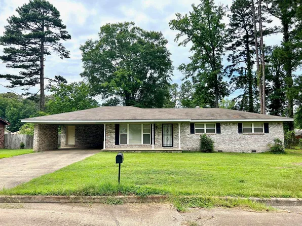 2822 Sylvia St, Arkadelphia, AR 71923