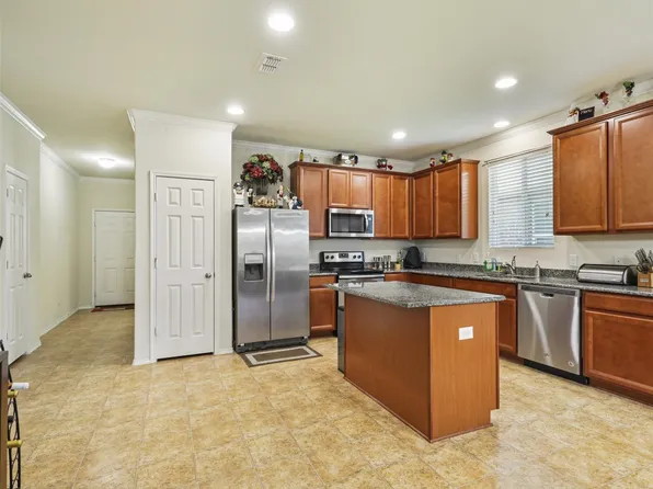 3029 Montserrat Creek Dr, Little Elm, TX 75068