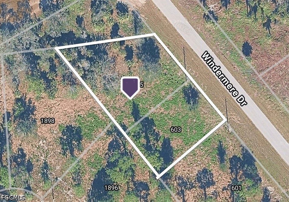 1st image of 605 Windermere Dr