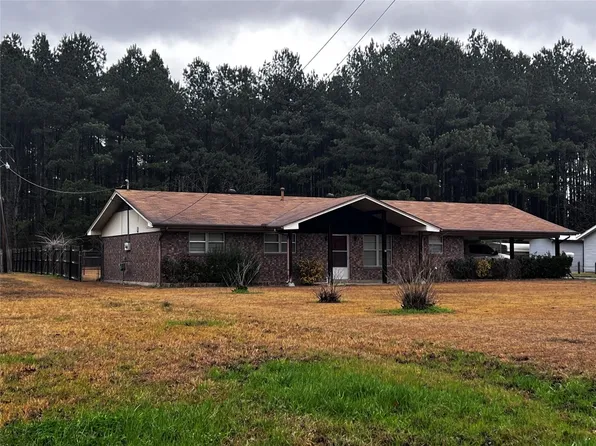 904 Baker St, Springhill, LA 71075