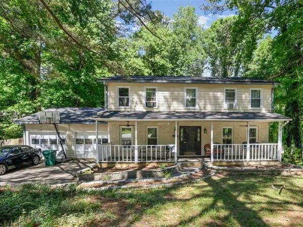 488 Allana Ct, Stone Mountain, GA 30087