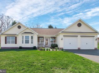 427 Joshua Ct, Hanover, PA 17331