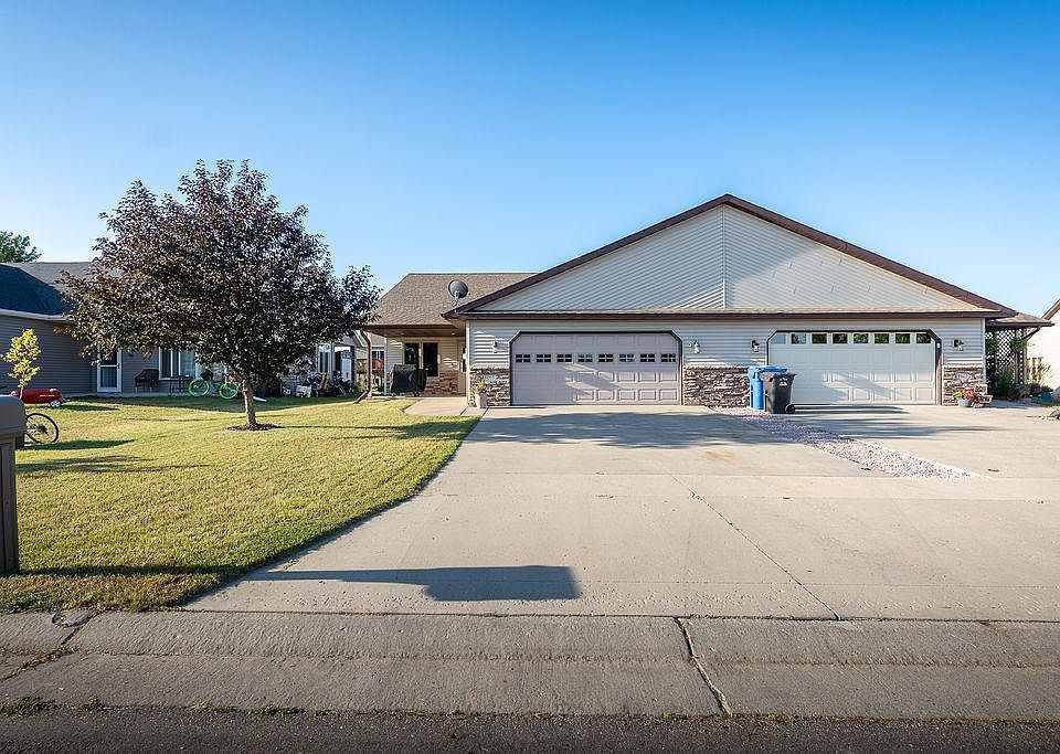 1st image of 1105 Southwood Dr