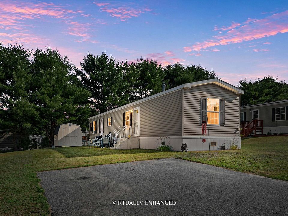 1st image of 21 Purington Avenue