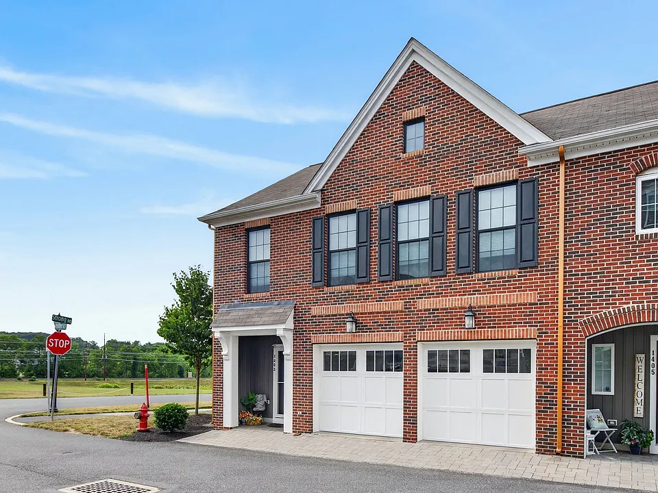 1403 Woolford Way