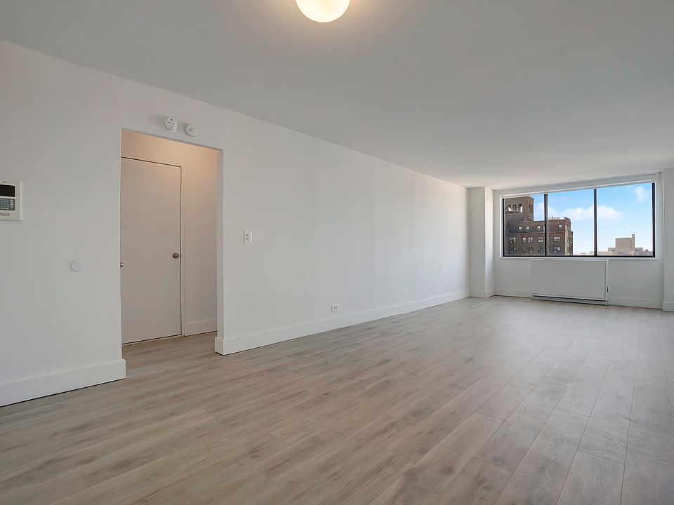 1st image of 300 Mercer St APT 17M