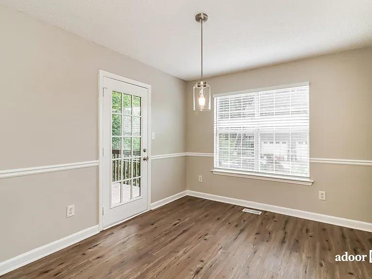 96 Seals Dr — Photo 7