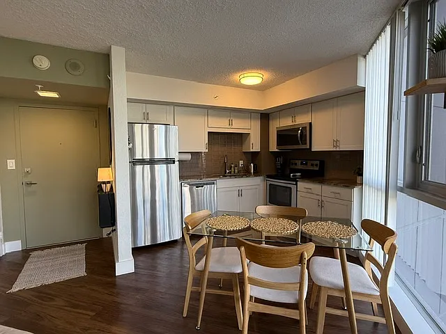 470 3rd St S #415 — Photo 16