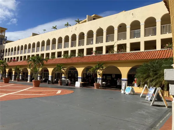 295 SE Palmas Inn Way #218, Humacao, PR 00791