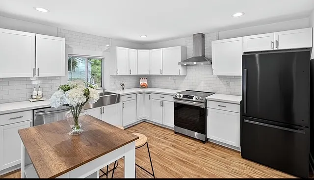 157 S Linda St — Photo 10