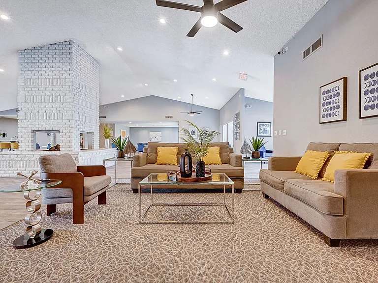 Artisan Apartments — Photo 9