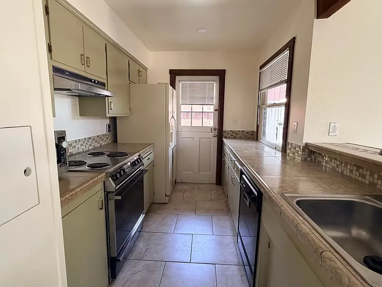 36 Meadow Lakes Dr — Photo 4