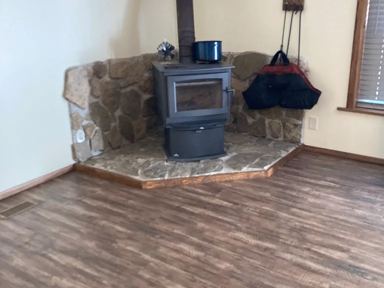 156 Brent Rd — Photo 2