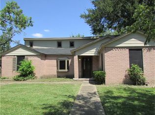 4401 Davenport St, Houston, TX 77051