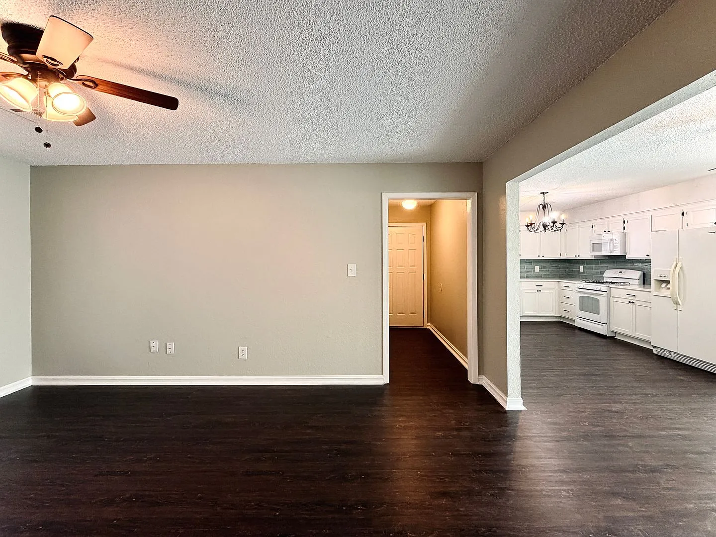 Freshly Remodeled and Move-In Ready in Glenpool — Photo 2