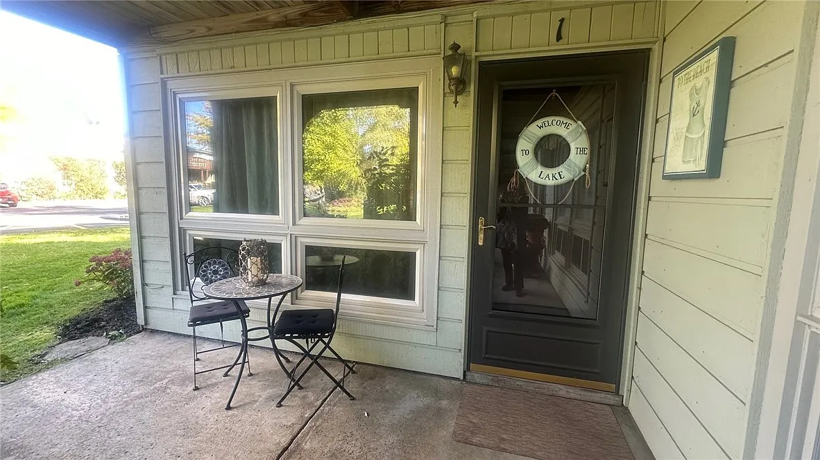 1 bed, 1.0 bath, 479 sqft, $1,300 — Photo 1
