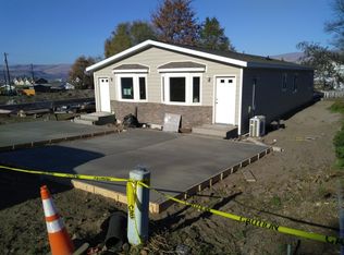 2413 E 11th St, The Dalles, OR