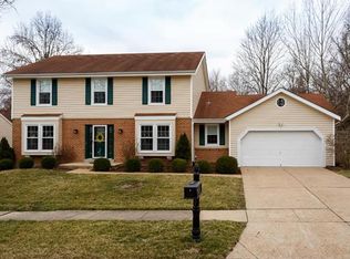 2043 Sun Flower Ct, Chesterfield, MO 63017