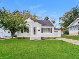 713 Milburn Rd NE, Massillon, OH 44646