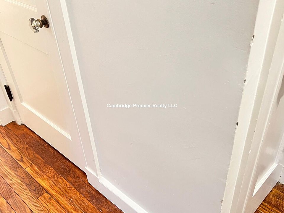 2nd image of 119 Wyoming West Ave #D
