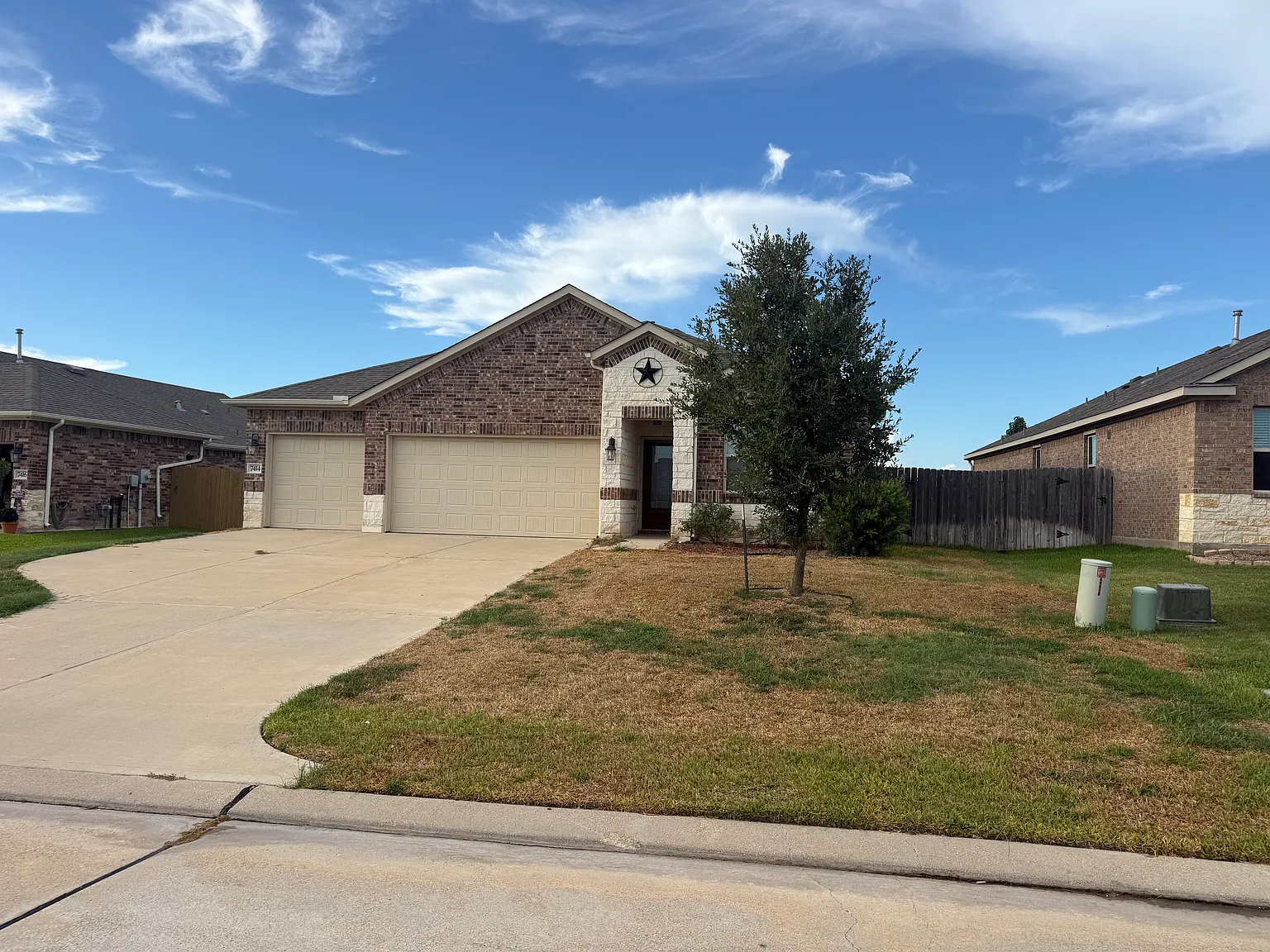 4 bed, 1822 sqft, $2,250 — Photo 1