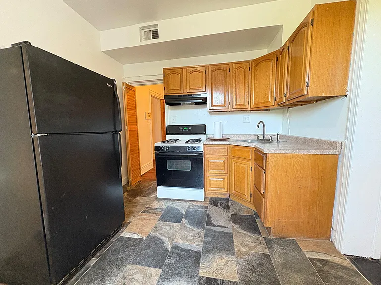 5510 Greene St #2 — Photo 11