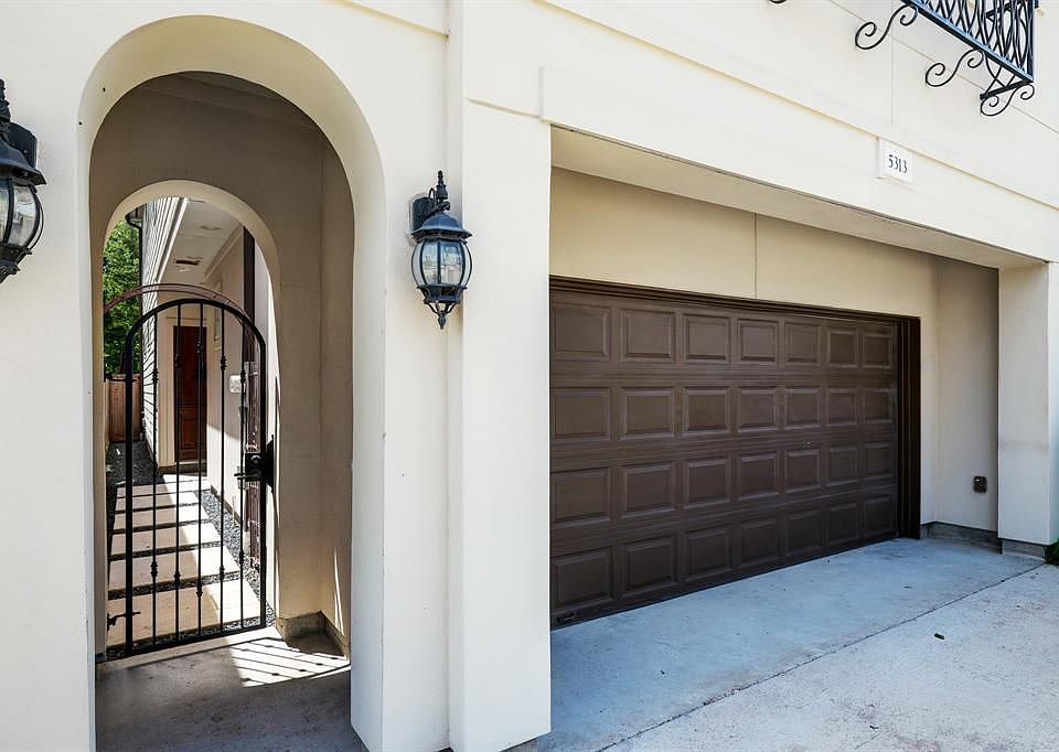 nirinsyuです＊ 5313 Mariner Ln, Chino, CA 91710 | MLS #OC25178434 | Zillow
