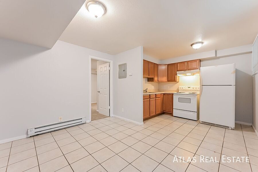 1st image of 1861 W Mosier Pl APT B
