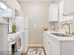 106 Bamboo Rd #4, West Palm Beach, FL 33404