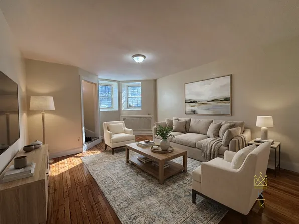 28 Littell Rd #A, Brookline, MA 02446