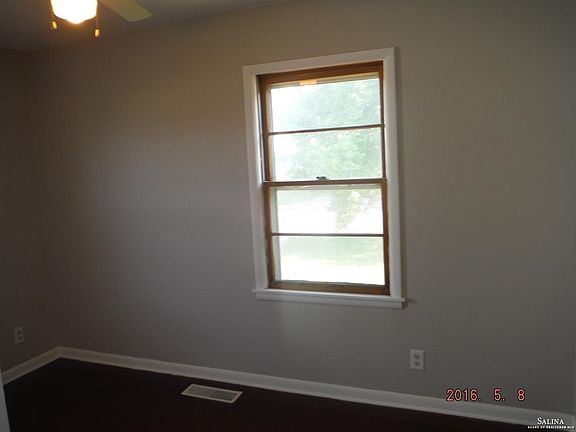 5th image of 1011 E Republic Ave