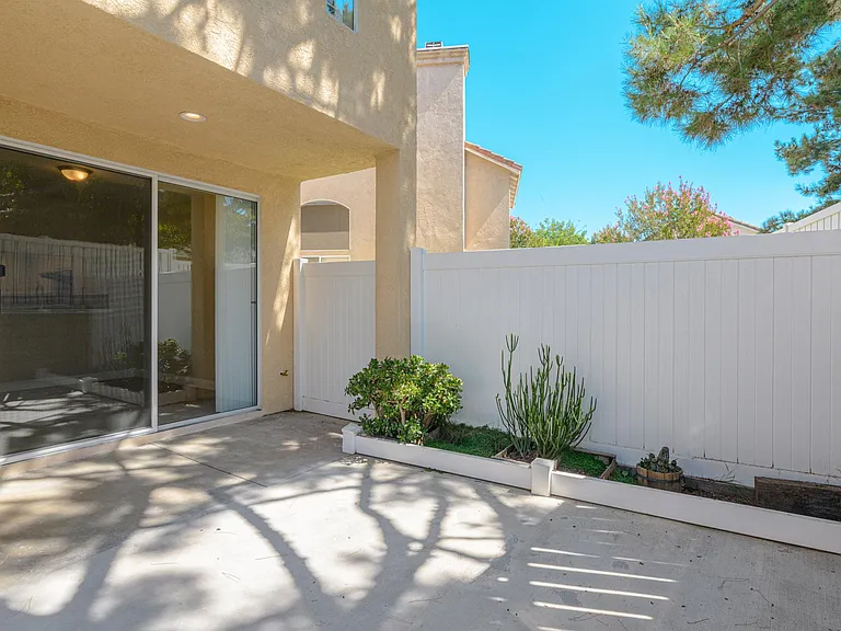 14714 Burgundy Pl — Photo 30