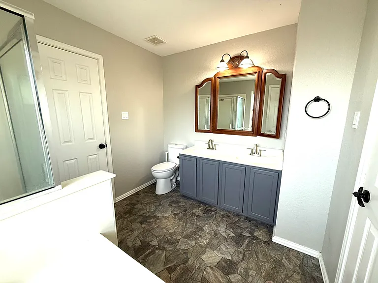 202 Paige Bnd — Photo 15