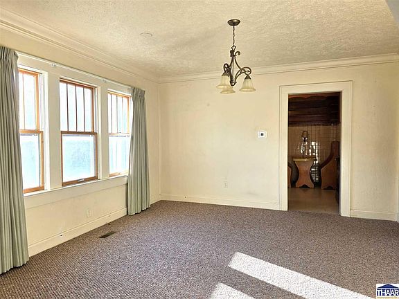 4th image of 2309 Poplar St