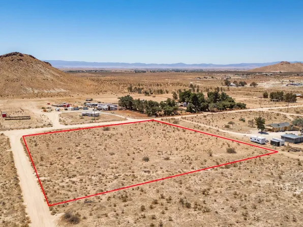 2 Stevenson St, Rosamond, CA 93560