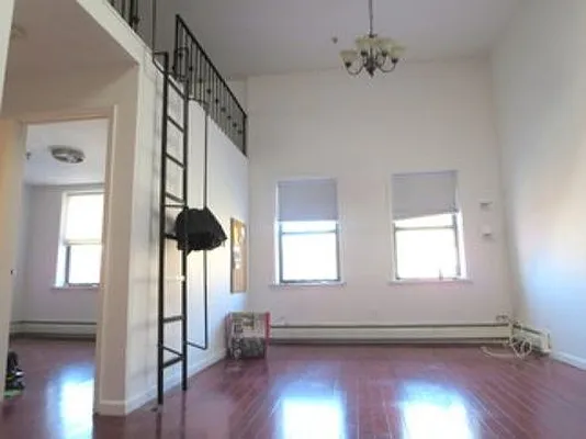 Rented by Urban Ambiance | media 1