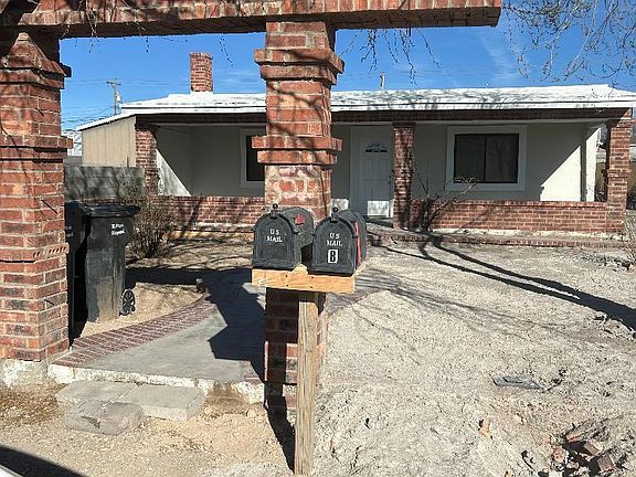 3rd image of 8068 N Desert Blvd