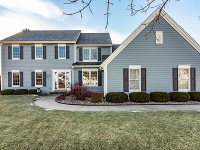 N73W23361 Fontaine Cir, Sussex, WI, 53089