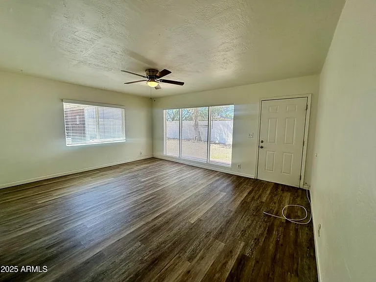 545 W San Juan Ave #545 — Photo 7