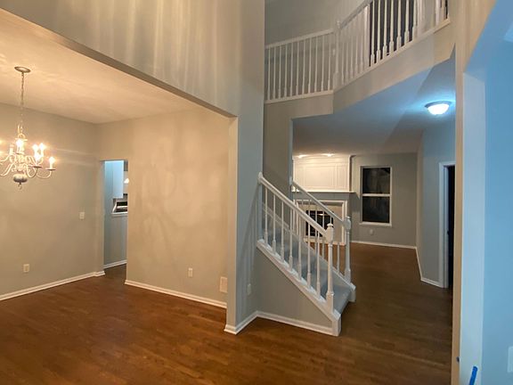 4th image of 249 Wilmington Dr