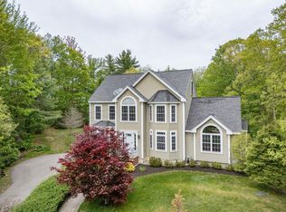 212 Oak Hill Rd, Barrington, NH 03825