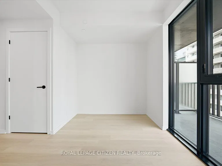 109 Erskine Ave #1602 — Photo 27