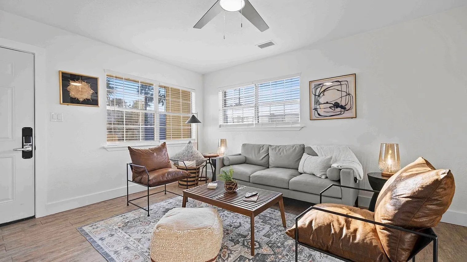 2 bed, 1.0 bath, 16791 sqft, $1,996 — Photo 1