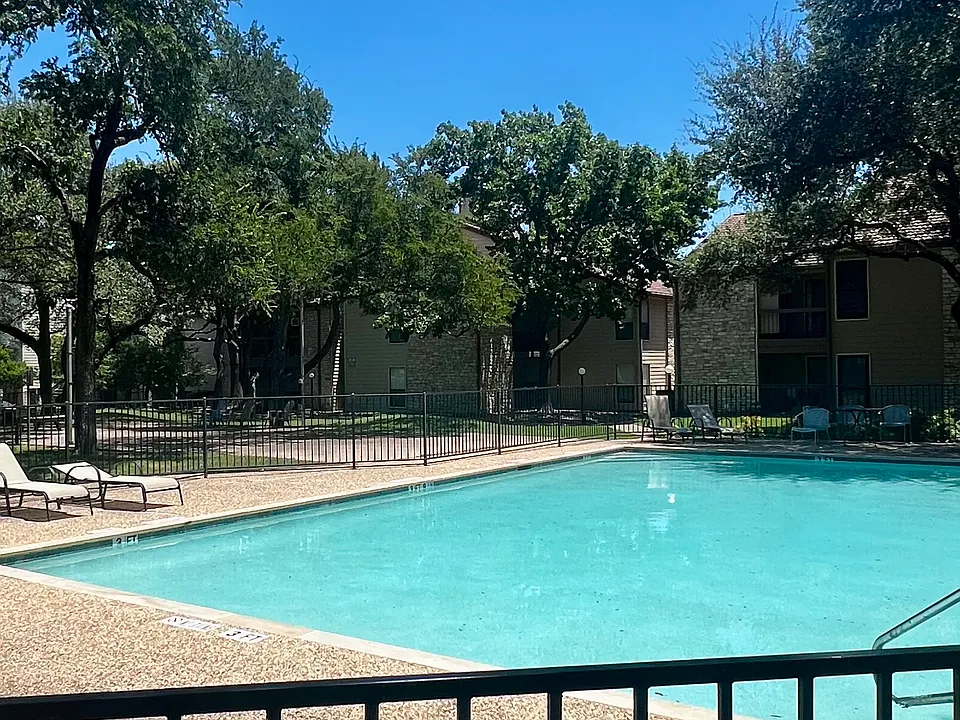 8600 Fathom Cir #1403