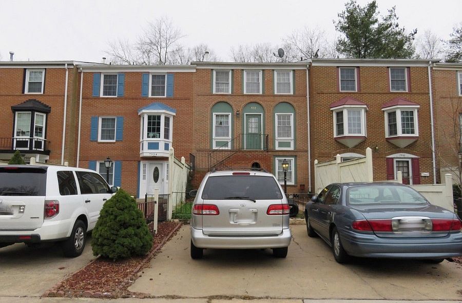 1st image of 7932 Central Park Cir