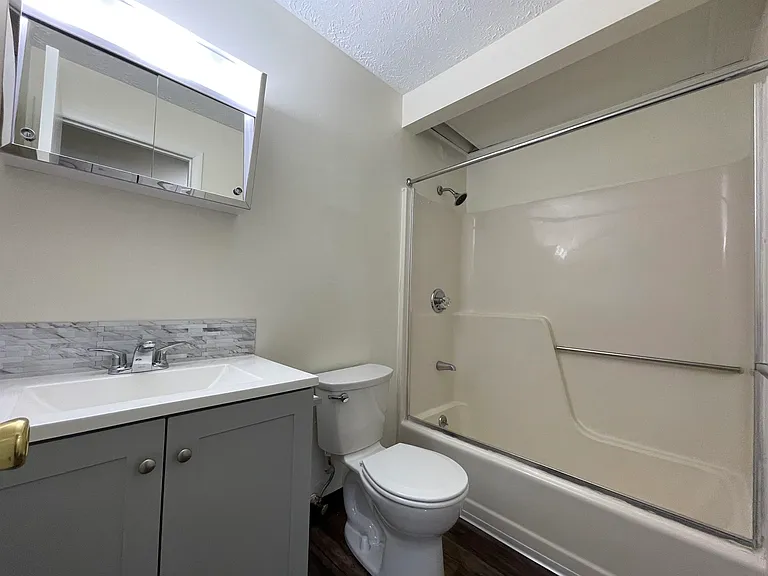 3991 Brown Ave #113 — Photo 23